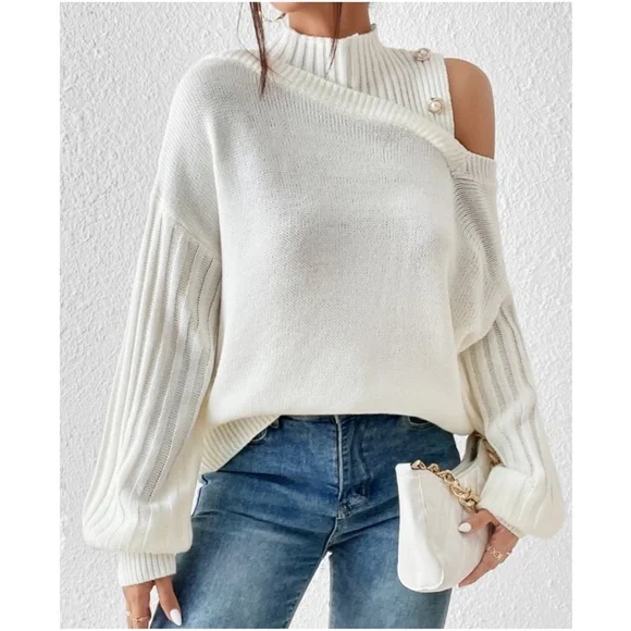 Cozy Cream Cut out Shoulder Oversized Sweater Top - Picture 3 of 5